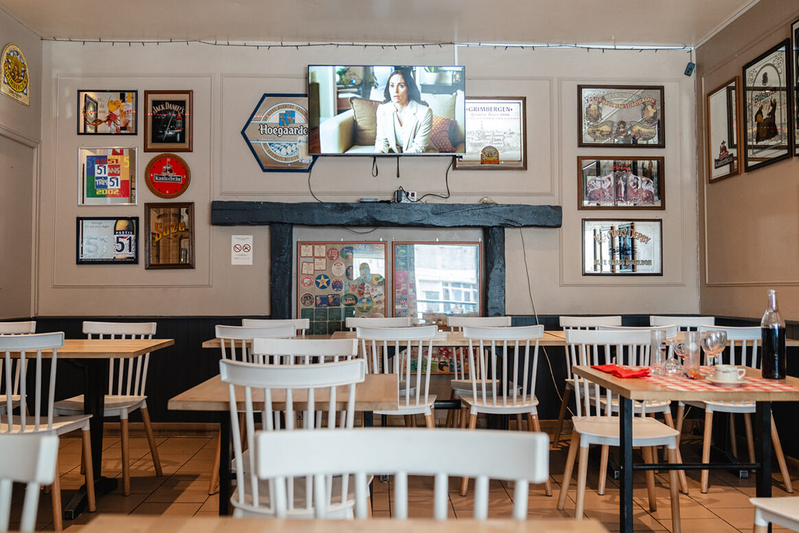 restaurant