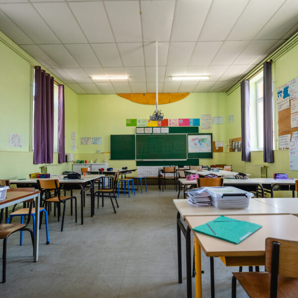 école