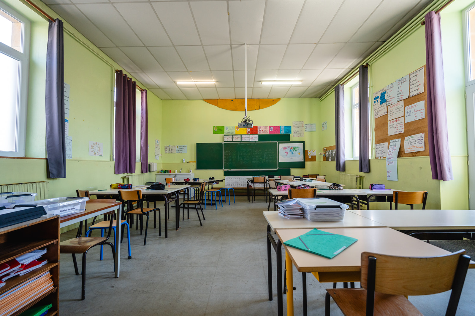 école