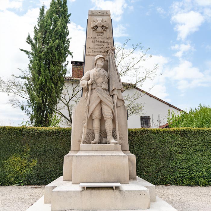 monument aux morts